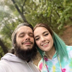 Meet your Posher, Joy